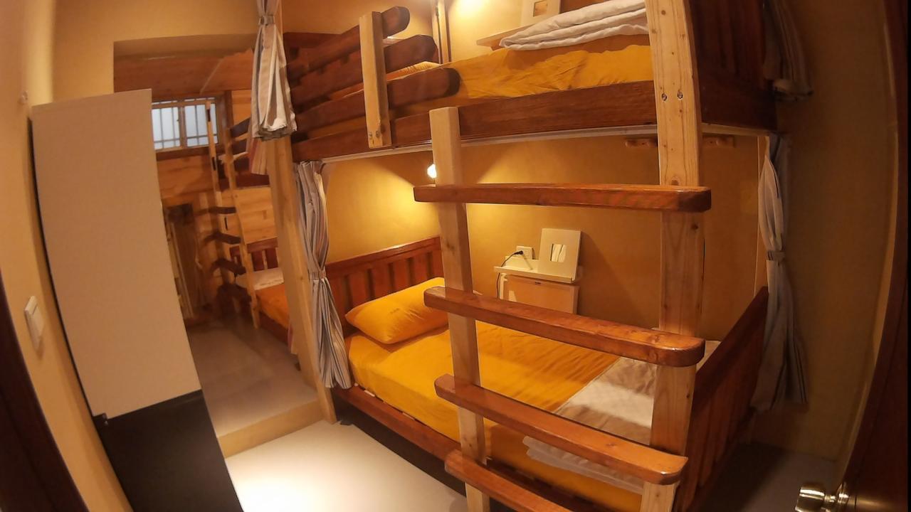 On Board Hostel Manzhou Eksteriør billede