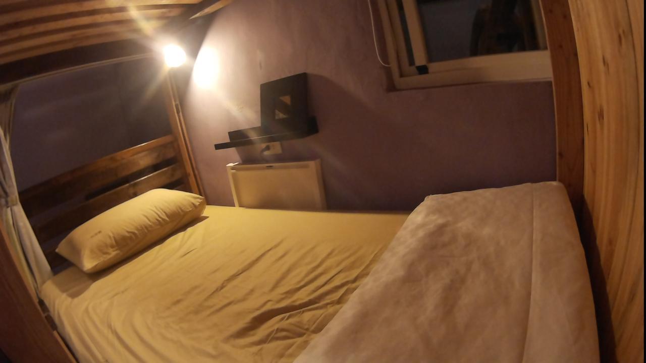 On Board Hostel Manzhou Eksteriør billede